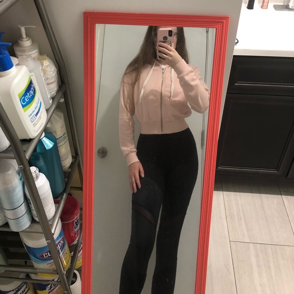 Forever 21 Pink & White Cropped Hoodie 💖 - Picture 10 of 14